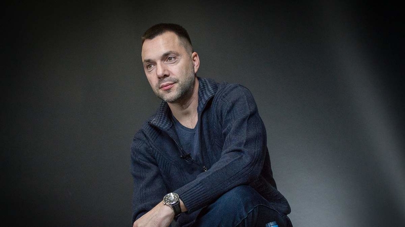 "Есть один выход", &ndash; Арестович пояснил, как быстро решить языковой вопрос в Украине