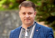 «Упакуем в автобус и вывезем», — мэр Ровно попал в скандал заявлением о ромах