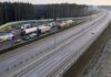 “Автодор” разрешил “медленно” двигаться по трассе М-11