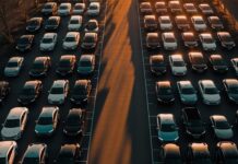 Глобальный автомобильный рынок в 2025 году: умеренный рост на фоне серьезных вызовов