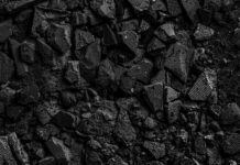 Гореть нельзя замерзнуть: в Кузбассе не хватает угля для жителей