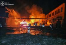 Россияне коварно били по спасателям, тушившим пожар после прилета на Харьковщине