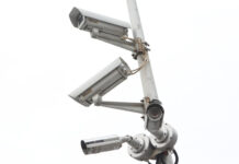 Больше штрафов: эксперты рассказали, как завышают скорость частные камеры