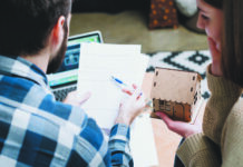 Банки начали снижать ставки по ипотеке