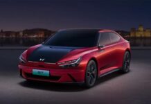 Honda представила серийные лифтбеки GT с разным дизайном и шестью экранами
