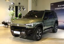 Dongfeng и Huawei показали гибридный внедорожник Mengshi M817