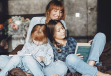 В Госдуме предложили урезать всем женщинам рабочий день на час