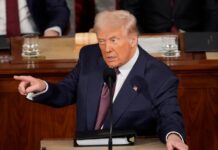 Трамп угрожает Украине и Зеленскому за отказ отдать Крым России: «Потеряешь всю страну»