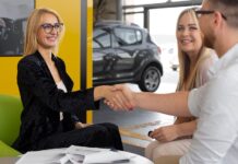 Ставки по автокредитам на новые автомобили в России снизились до минимума за полтора года