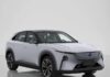 Mazda готовится к дебюту нового электрического кроссовера EZ-60