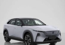 Mazda готовится к дебюту нового электрического кроссовера EZ-60