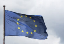 Новые угрозы Евросоюза: отключение от SWIFT, снижение нефтяного потолка, санкции против «Северных потоков»