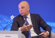 ПМЭФ стал площадкой для экономических сомнений: Макаров высказывался жестко, Силуанов отвечал тихо