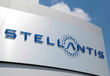 Новый глава Stellantis призвал сотрудников забыть о прошлом и объединиться под одним флагом
