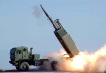 Под Макеевкой HIMARS «размотал» колонну ВС РФ: первые кадры с места удара