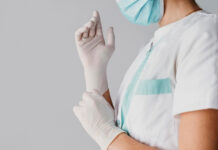 120 долларов за клизму, 50 тысяч долларов за перелом: российские туристы жалуются на курортных медиков