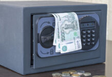 Ставка по депозитам покатилась вниз: что делать вкладчикам