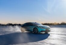 Седан Lynk & Co получит гибридную силовую установку