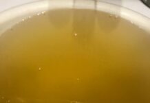 В оккупированном Мариуполе начался дефицит воды: жители показали, что течет из кранов