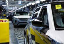 Jaguar Land Rover объявил о сокращении до 500 сотрудников в Великобритании