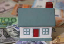 Банки больше не верят на слово: доля кредитов под залог резко выросла