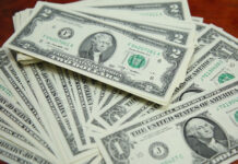 Экономист Дроздов: «Избавляться от валюты сейчас точно не следует»