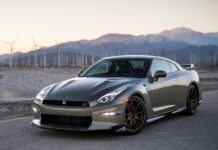 «Крестный отец» GT-R настаивает на бензиновом моторе, но Nissan тянет к электричеству