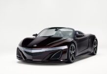 Единственный в мире Acura NSX Roadster Железного человека уйдет с молотка