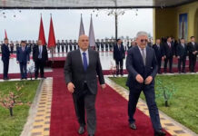 Мишустин и Касымалиев заявили о росте товарооборота России и Киргизии