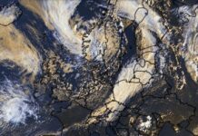 Ливни, шквалы и град: уже ночью Украину накроет опасный атмосферный фронт