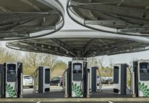 Первые зарядные хабы для электромобилей появятся на трассе М-11