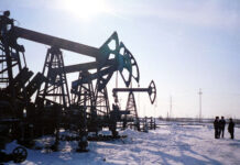 Санкции к импортерам: Трамп грозит покупателям российской нефти заградительными пошлинами