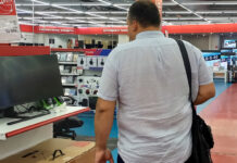 Стало известно, на чем экономят и на чем не готовы экономить россияне в 2025-м