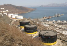 «Неприятно, но не критично»: эксперты оценили санкции США против российских нефтяных компаний