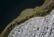 В Госдуме предложили освободить от утильсбора автомобили для реэкспорта