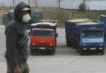 Полная бессмыслица: Кремль нанес удары на Черниговщине не по фурам с дронам, а по машинам с зерном – BI