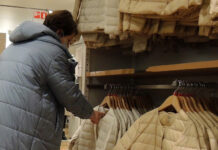 Эксперт рассказала, как уже подорожала зимняя одежда