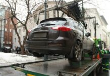 В Москве эвакуировали 1600 машин без номеров. Лидируют BMW и Mercedes