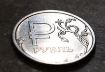 «Сильный рубль не универсальное благо»