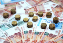 «Налог на спокойствие»: большинство россиян часть сбережений держат в наличности