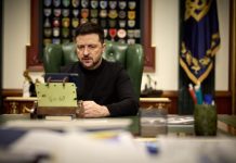 Зеленский готов на референдум по мирному плану, но Путин должен выполнить условие – Axios