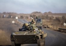 Украина согласилась вывести войска из Донбасса, но есть нюанс – Le Monde