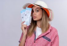 Налог на отпуск: 2250 рублей с человека — станет ли эта надбавка последней каплей?