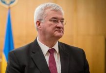 «Пример настоящей человечности», – Андрей Сибига лично поблагодарил польских волонтеров за «тепло» для Киева