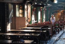 Ресторатор и экономист назвали главные причины масштабного закрытия ресторанов