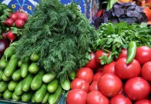 Минсельхоз обещает россиянам весенний ценопад на овощи: ждать ли удешевления