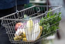 Корзина в двух измерениях: в феврале основные продукты подорожали на 1,3%