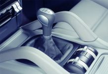 Porsche ищет способ спасти механику