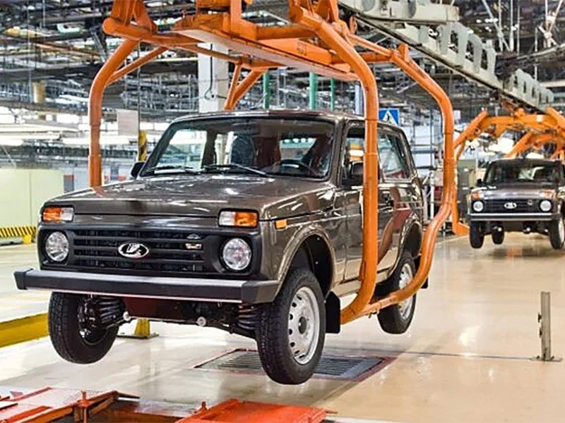 АвтоВАЗ расширил палитру цветов Niva