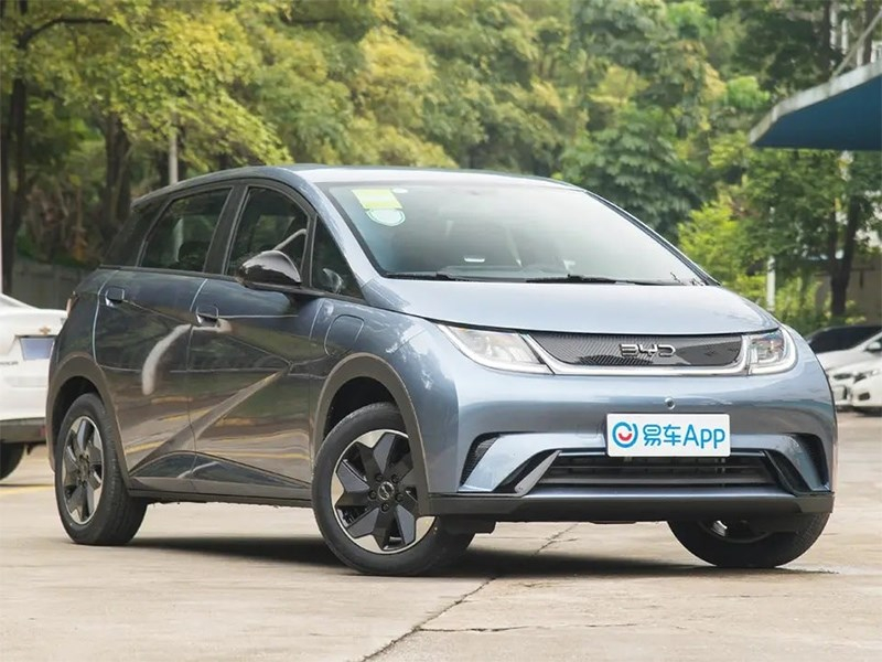 BYD Dolphin получил небольшое обновление 